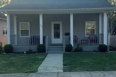 Image de Charming 2-bedroom house in Harrisburg Close to the Shawnee National Forest!