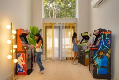 Image de [Top Pick] New! Pre-Launch, Philly's Top Pick!