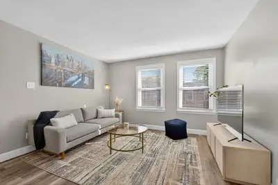 Image de Comfortable 2-Bedroom in the Heart of Grandview!