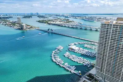 Image de Luxury Art Basel cocon