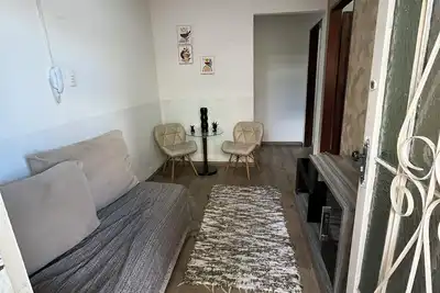 Complete studio apartment with kitchen