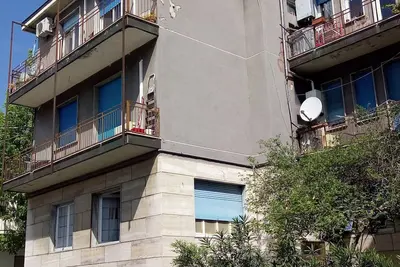 Image de Spacious two-bedroom apartment. 750 meters from Linate Airport.