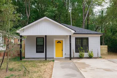 Image de Cozy get away 3 bed house near Uptown