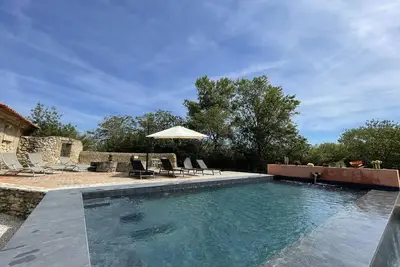 Image de Côté Cour - Maraussan - Gîte