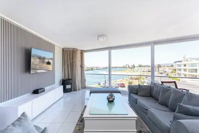 Image de Lagoon Beach 237a by Ctha