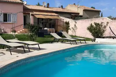 Image de Maison de vacances 'Proche Vaison La Romaine' avec piscine privée, Wi-Fi et climatisation
