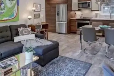 Image de Modern Myers Park 1br · Ground Floor · Free Parking · near Atrium Cmc & Uptown