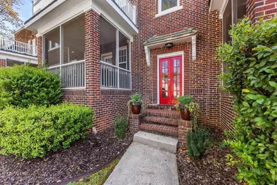 Image de Historic Dilworth 1br Apartment: King Suite Near Atrium Health & Uptown