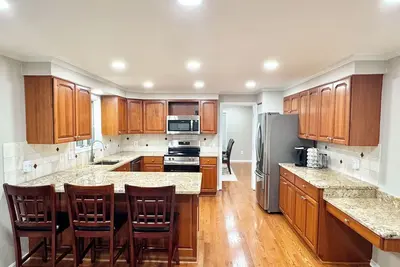 Image de Spacious beautiful 5-bedroom house in McLean