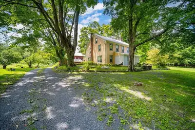 Image de Charming Farmhouse in Highland Ny
