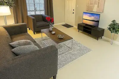 Image de Med Center, Downtown Close to Everything