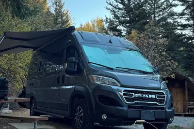 Image de Cozy Campervan in peaceful Fallbrook sleeps 2