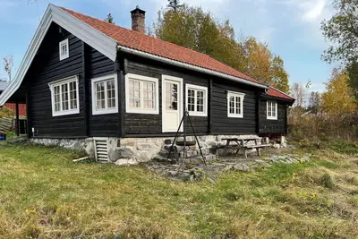 Image de Maison confortable de 3 chambres à Mesnali