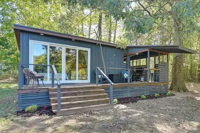 Image de Private Hot Tub, Fire Pit! Pickwick Lake Escape