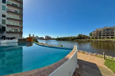 Image de Depa in the Marina Mazatlán Near the Beach