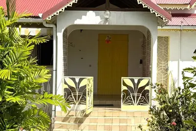 Image de Paradis créole à Bellevue Sainte-Rose, à 5 mn des Bains soufrés de Sofaia