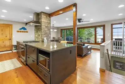 Image de Furnished Monthly Rental | Spirit Lake Home