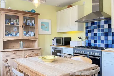 Image de Seabreeze – Charming Downalong Retreat, Steps from Porthmeor & Porthgwidden Beaches