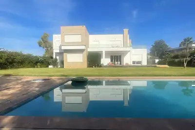 Image de Modern villa with swimming pool in private residence near Fez