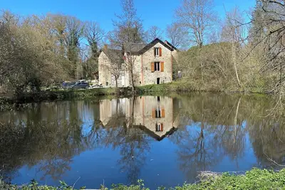 Image de Moulin creusois gîte familial 10 pers. + studette + roulotte + salle culturelle