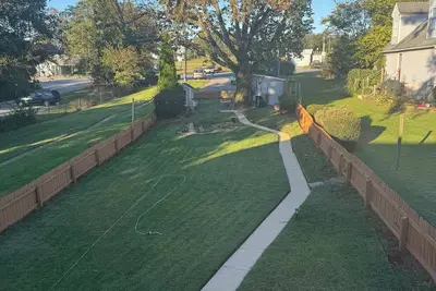 Image de The Quiet House on Main Street minutes from Everywhere