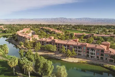Image de Coachella Festival Close Luxury 1 Premium Bdrm Marriott Shadow Ridge Full Access