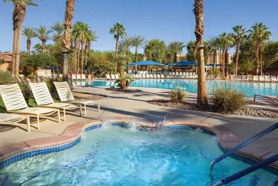 Image de Coachella Festival Desireable Marriott Shadow Ridge 1 Deluxe Bdrm Full Access