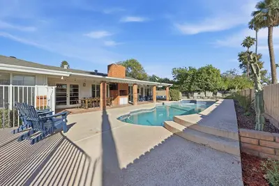 Shalimar - Huge Home- Asu-6 bed 3 bath-Heated Pool