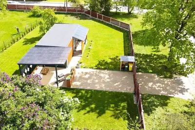 Image de Linini Haven – Where Modern Comfort Meets Calm