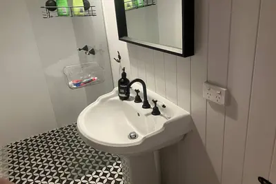 Image de House with Granny Flat & Pool