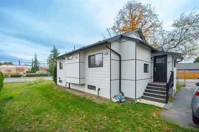 Image de Sleek 2br Lower Unit Near Airport & Seattle Dt