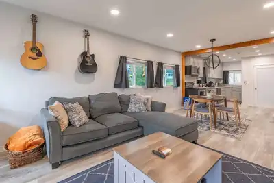 Image de Pet-Friendly 4br Home Near Airport & Seattle Dt