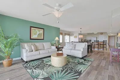 Image de Barefoot Towers l Pools l Icw