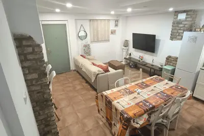 Image de Semi-detached house in the heart of Granada