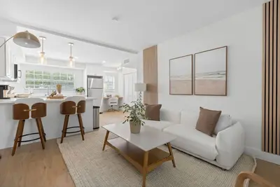 Image de Spacious 2br prime location | Free Parking & Crib