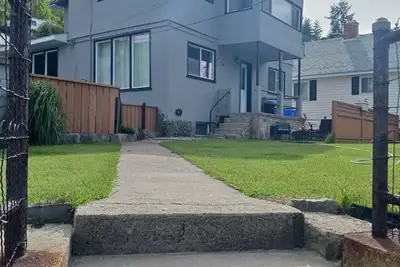 Image de Hillside family home minutes from skiing, golf, and fishing! (K9/Child friendly)