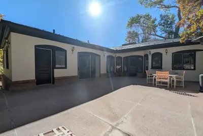 Image de Perfect Ski retreat for couples at a retro house, Ikon, Snowbasin,