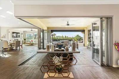 Image de Vineyard Vista Retreat. Lux Temecula Estate with Spa