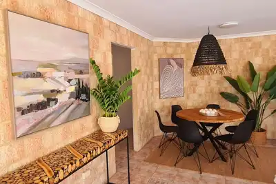 Image de Bush meets beach. A nature seascape awaits in magnificent Myalup. Ocean front!