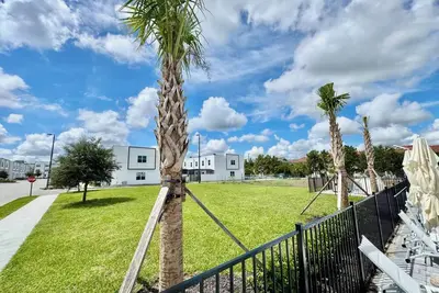 Image de The LakeTower retreat by Disney