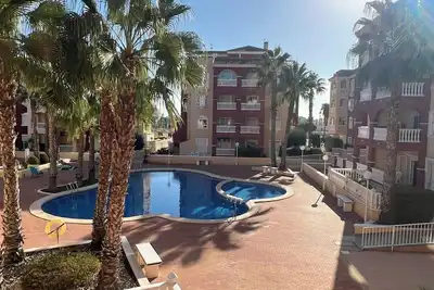 Image de Gorgeous  3 Bed Apartment Overlooking Pool