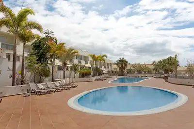 Image de Appartement de vacances « Obsidian Olivino Miraverde » avec piscine partagée, Wi-Fi et climatisation