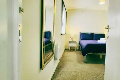 Image de Comfy 3br Flat on Quiet Street in Wollaton with Free Parking