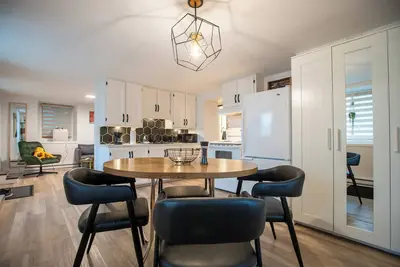 Image de Les Voûtes Royal Urbain| Parking | Pet friendly