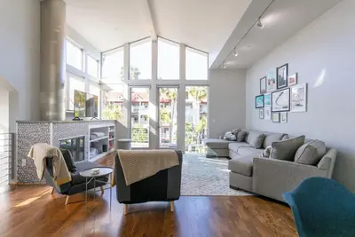 Image de Bayside Retreat - Bay Views in Walkable Coronado