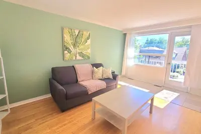 Image de Peaceful, Clean, and Restorative Stay in Etobicoke – Ideal for Quiet Travelers