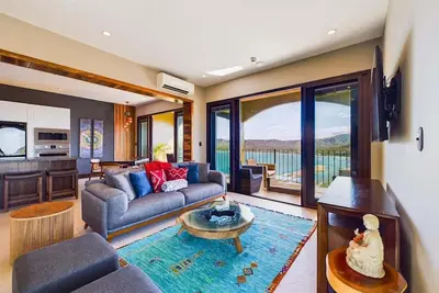 Image de 360 Splendor 102 - Breathtaking Ocean View
