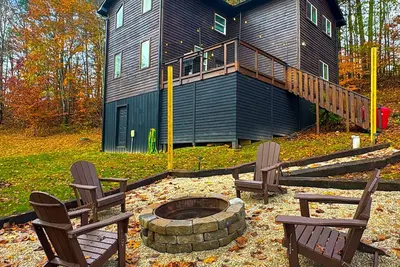 Image de Private Ridgetop Retreat Rrg: Hot Tub & Dogs Ok