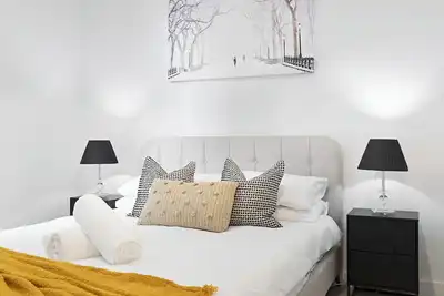 Image de Walk to Everything! Brand New Box Hill 1-Bed Gem