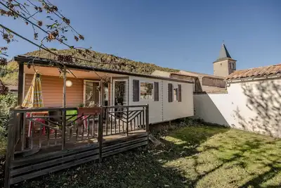 Image de Mobil-home « 6 Personnes » avec Terrasse Privée, Jardin Privé et Wi-Fi